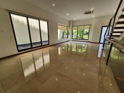 Lornie Road (D11), Terrace #457415561